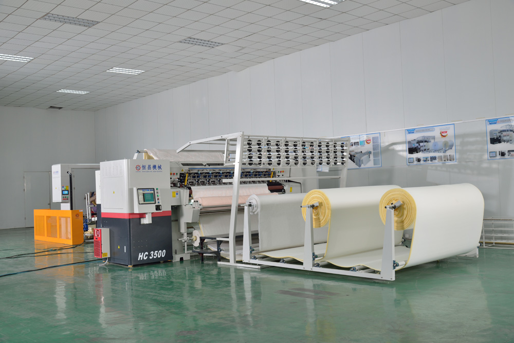 HC3500 quilting machine